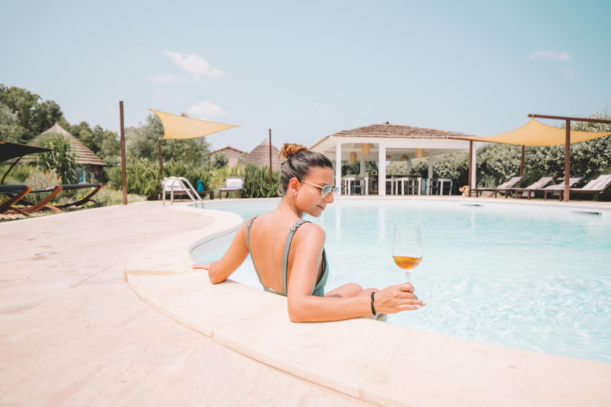 Un Pranzo Speciale con Accesso alla Piscina Is Cheas